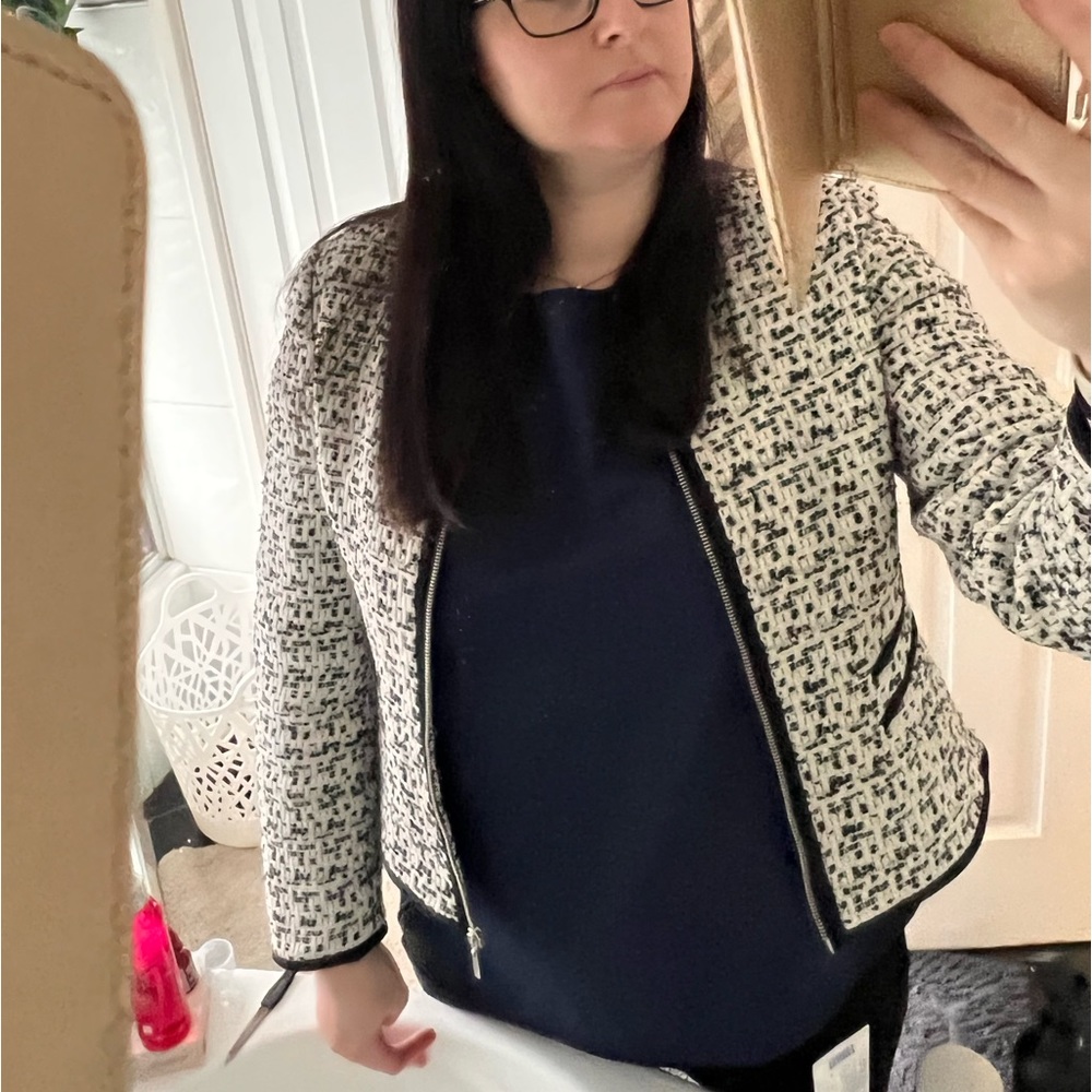 Target Collection Blazer. Textured/structured/preppy/corporate. Small fit 18 - Picture 7 of 11